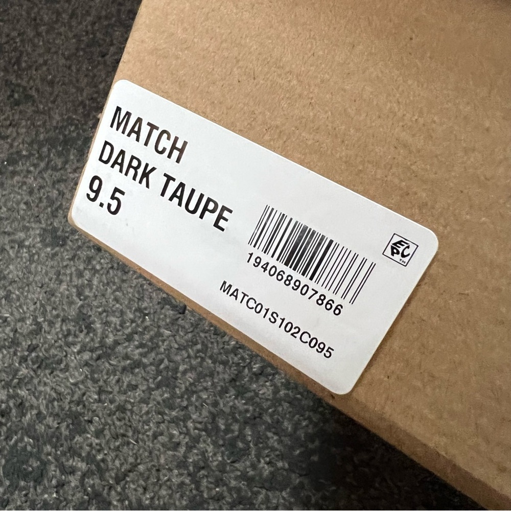 NWT Steve Madden March sneakers 9.5 tan - Picture 9 of 9